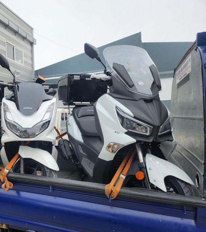 0126_부산 중구 JOYMAX , PCX 1.jpg